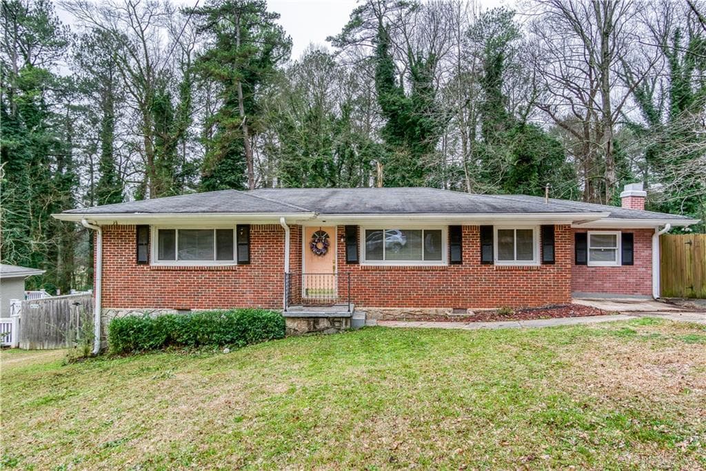 3 bedroom, 2 bathroom, 1,285 sq ft single family residence sold at 3173 Pinehill Drive, Decatur, GA 30032