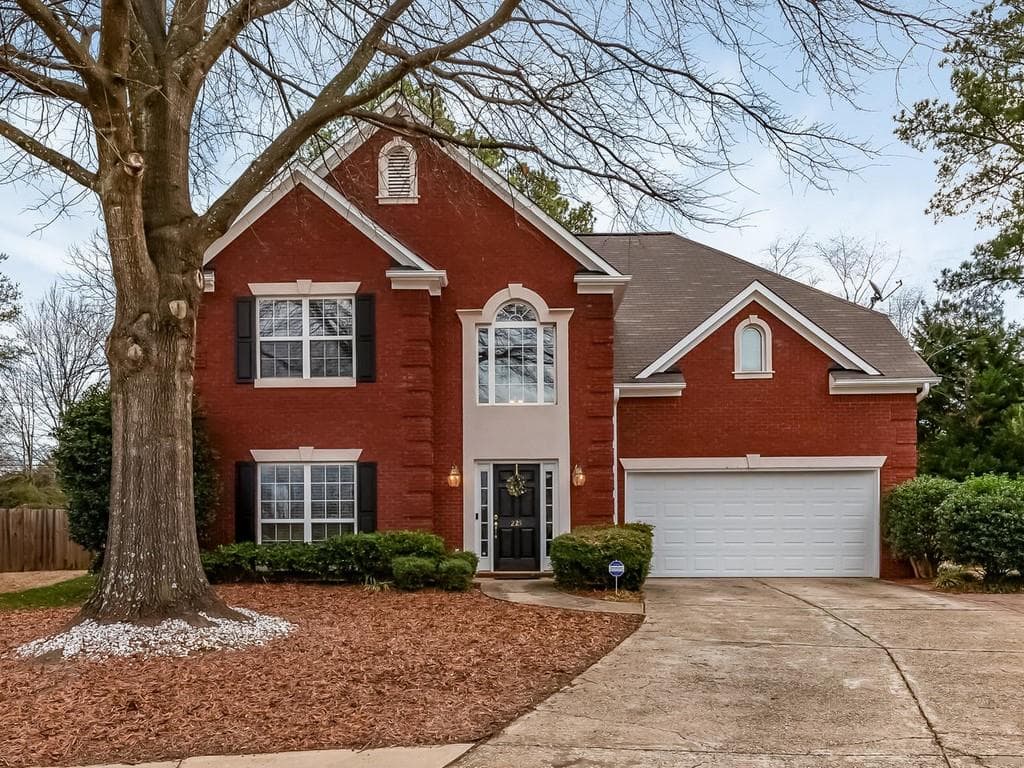 225 Blairshire Close, Roswell, GA 30075 — most recent listing photo