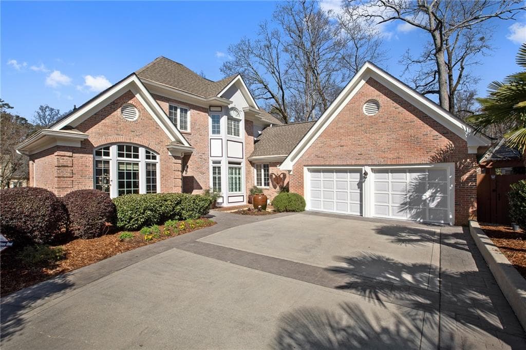 5 bedroom, 5 bathroom, 5,056 sq ft single family residence sold at 1022 Lenox Crest, Atlanta, GA 30324