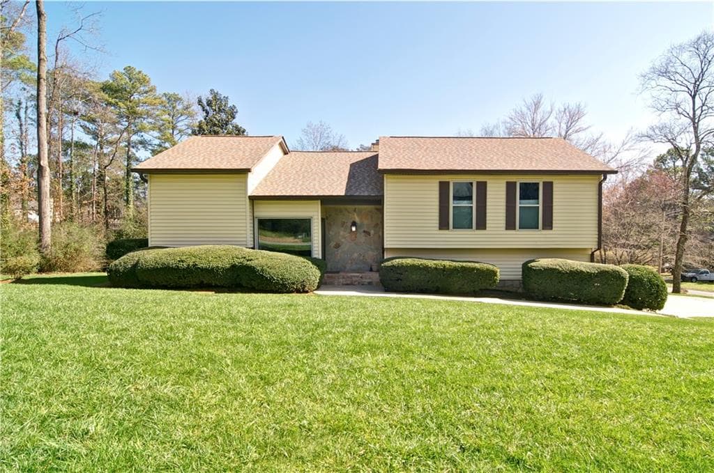 1842 Chondra Drive, Marietta, GA 30062 — most recent listing photo