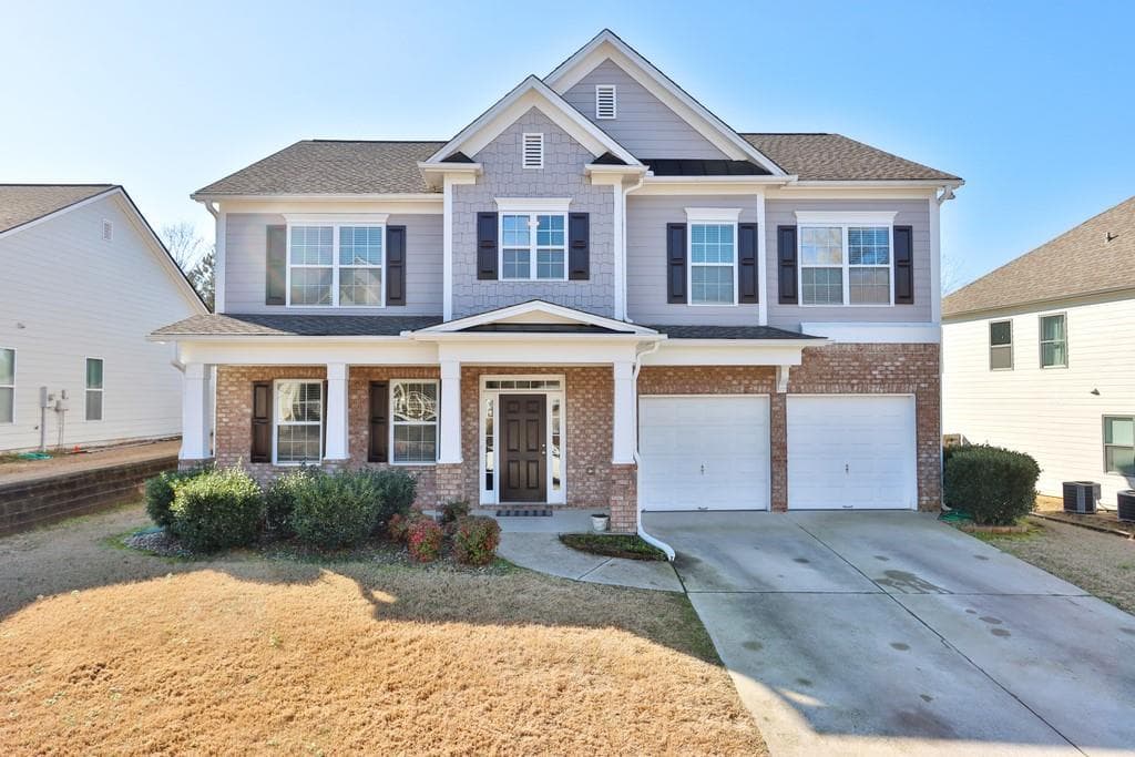 4 bedroom, 3 bathroom, 2,974 sq ft single family residence sold at 4325 Sundance Circle, Cumming, GA 30028