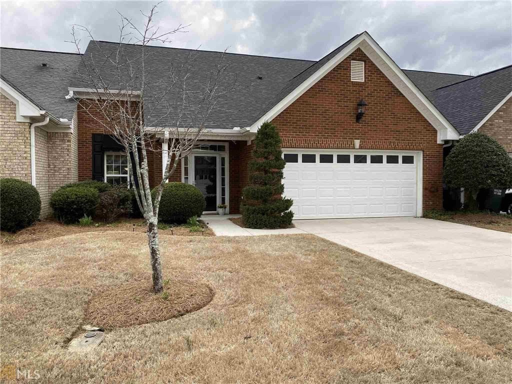 118 Regency Row, Calhoun, GA 30701 — most recent listing photo