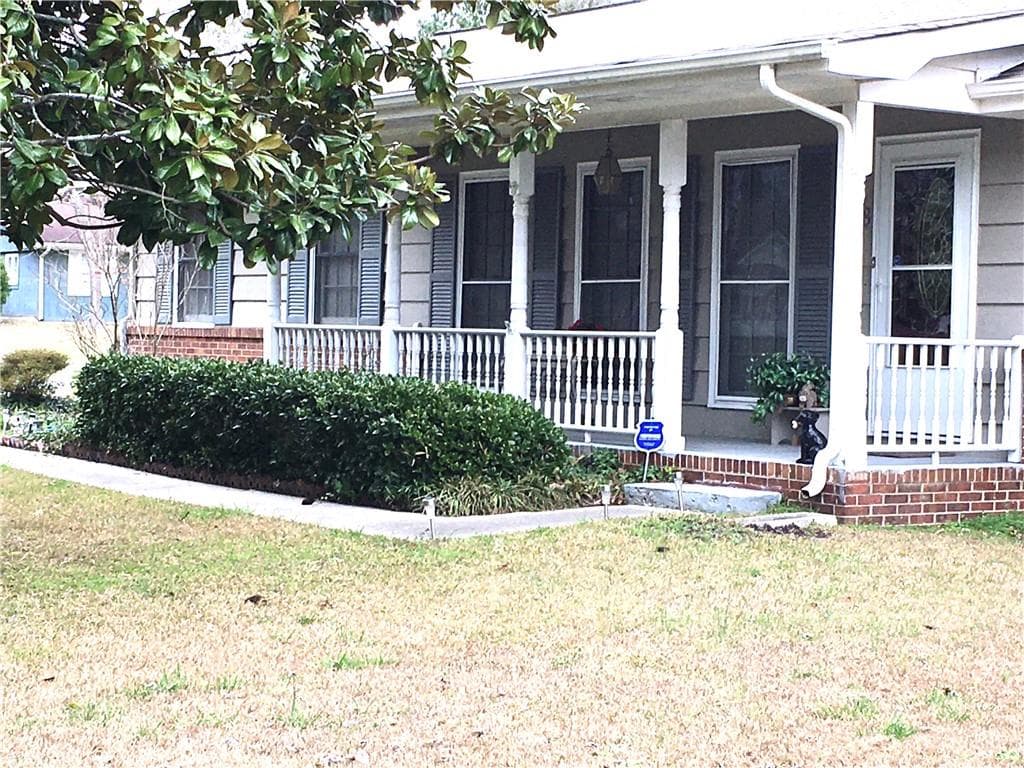 2918 Sandra Drive, Snellville, GA 30078 — most recent listing photo