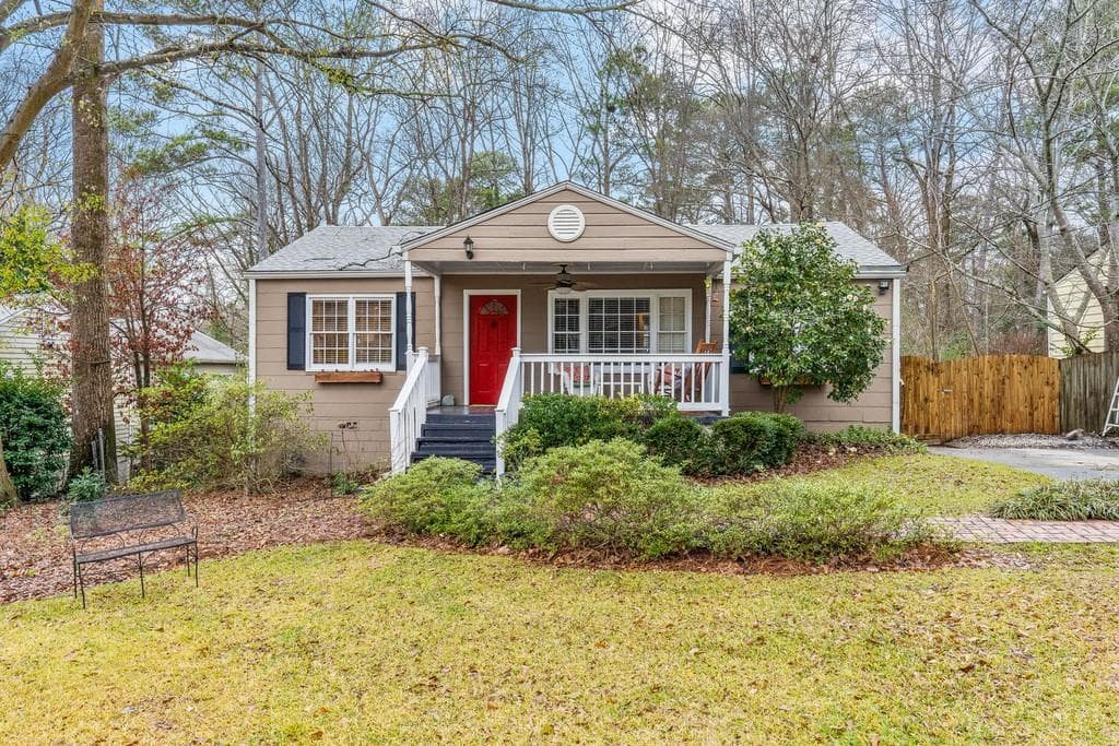 3 bedroom, 2 bathroom, 1,338 sq ft single family residence sold at 1110 Janes Lane, Atlanta, GA 30324