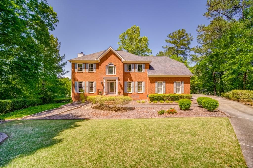 3068 Oak Chase Drive, Roswell, GA 30075 — most recent listing photo