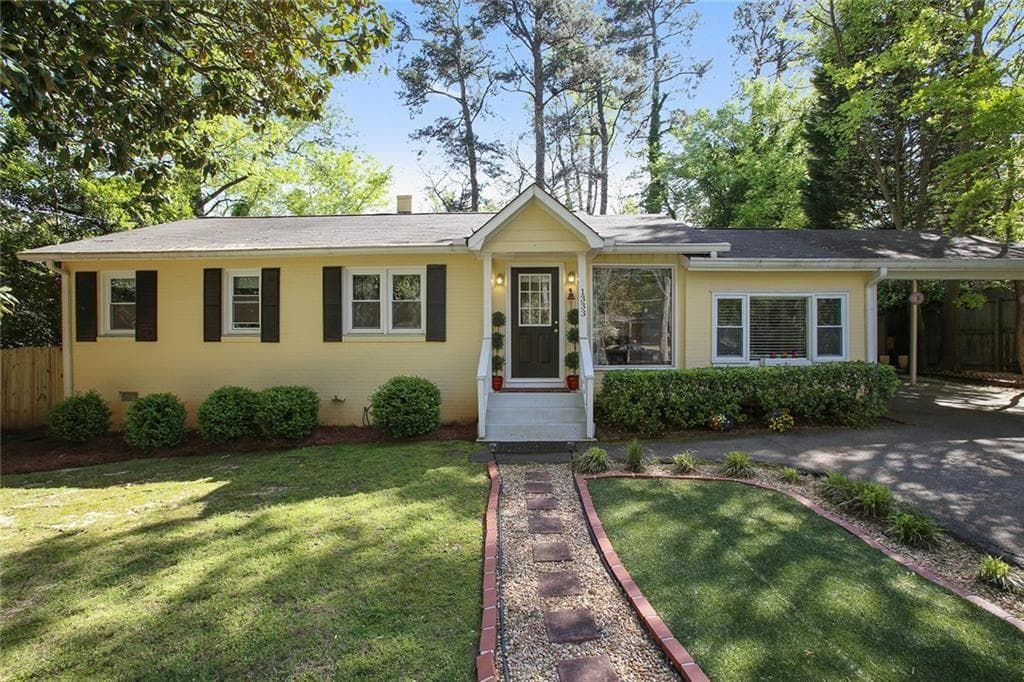 3 bedroom, 2 bathroom, 1,422 sq ft single family residence sold at 1333 Victor Road, Atlanta, GA 30324