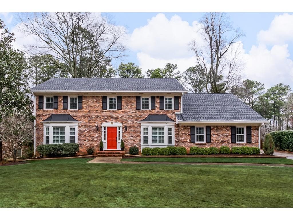 1186 Dunwoody Knoll Drive, Dunwoody, GA 30338 — most recent listing photo