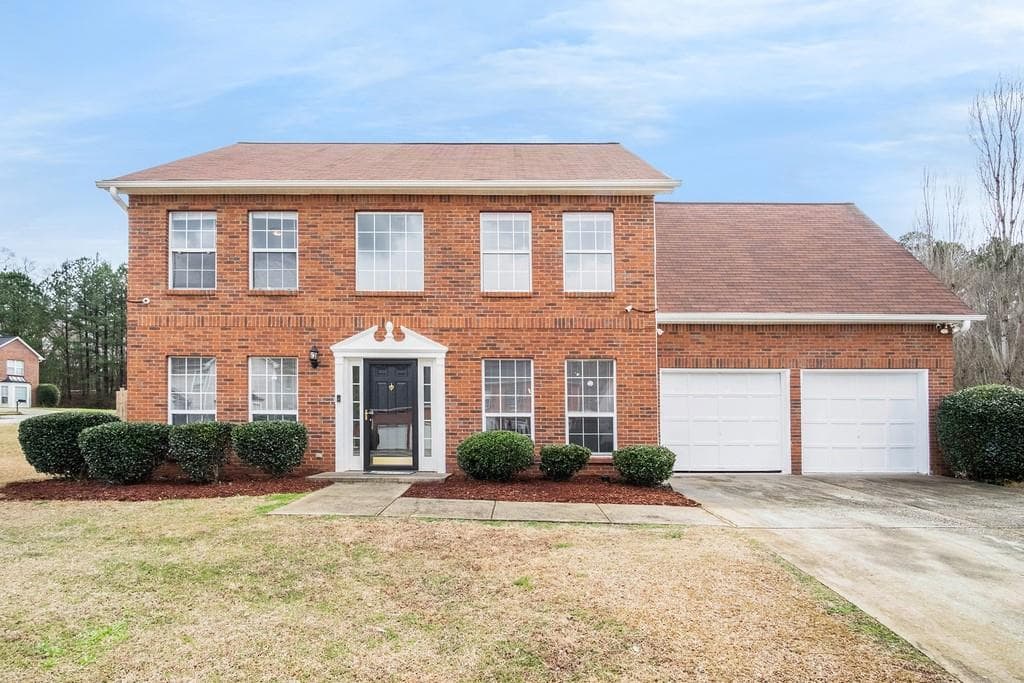 4 bedroom, 3 bathroom, 2,040 sq ft single family residence sold at 2733 River Tree Drive, Decatur, GA 30034