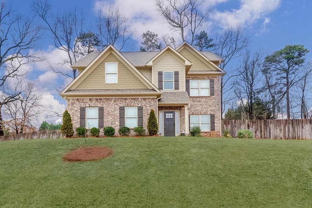 4 bedroom, 3 bathroom, 2,449 sq ft single family residence sold at 848 Katherine Drive, Jefferson, GA 30549
