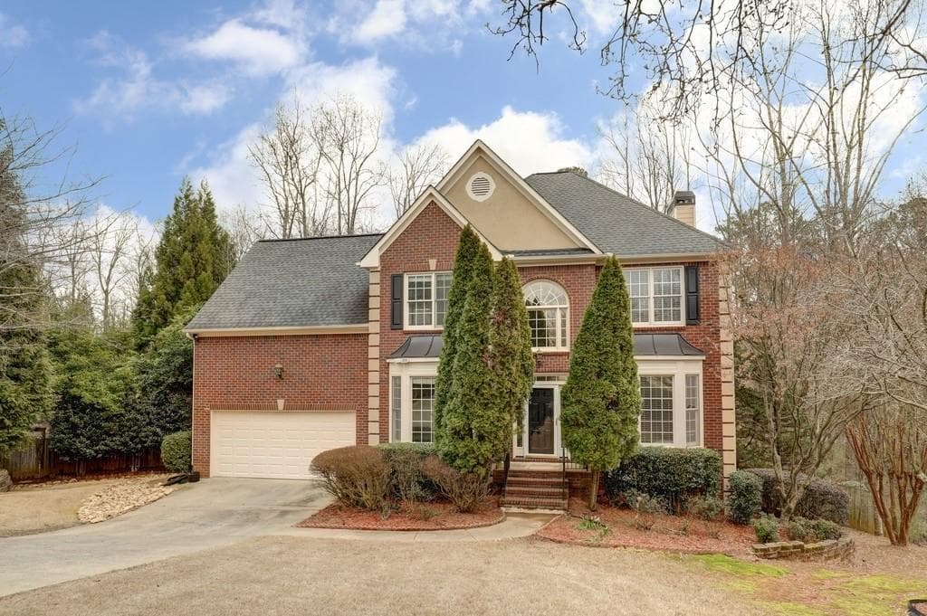 5 bedroom, 4 bathroom, 3,956 sq ft single family residence sold at 3360 Greenfern Court, Alpharetta, GA 30004