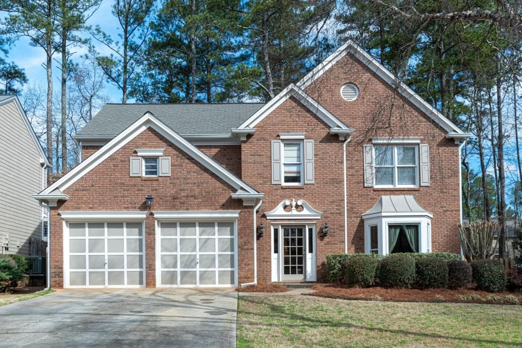 3 bedroom, 3 bathroom, 2,200 sq ft single family residence sold at 9255 Brockham Way, Johns Creek, GA 30022