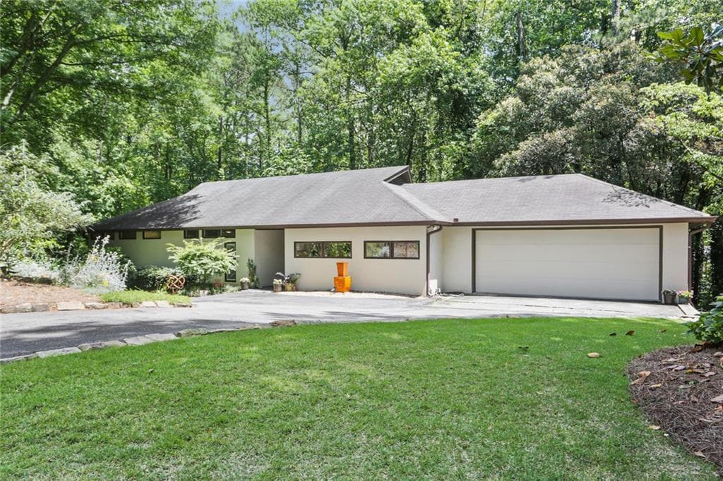 110 River North Drive, Sandy Springs, GA 30328 — most recent listing photo