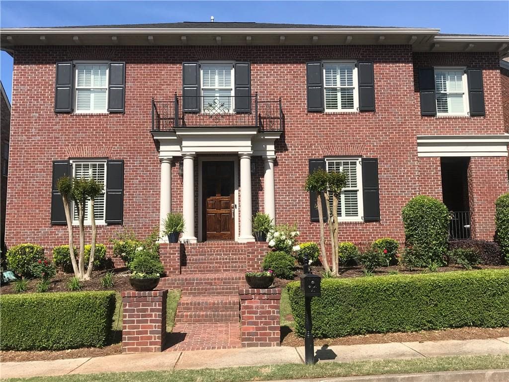 6 bedroom, 7 bathroom, 4,852 sq ft single family residence sold at 7865 Georgetown Circle, Suwanee, GA 30024