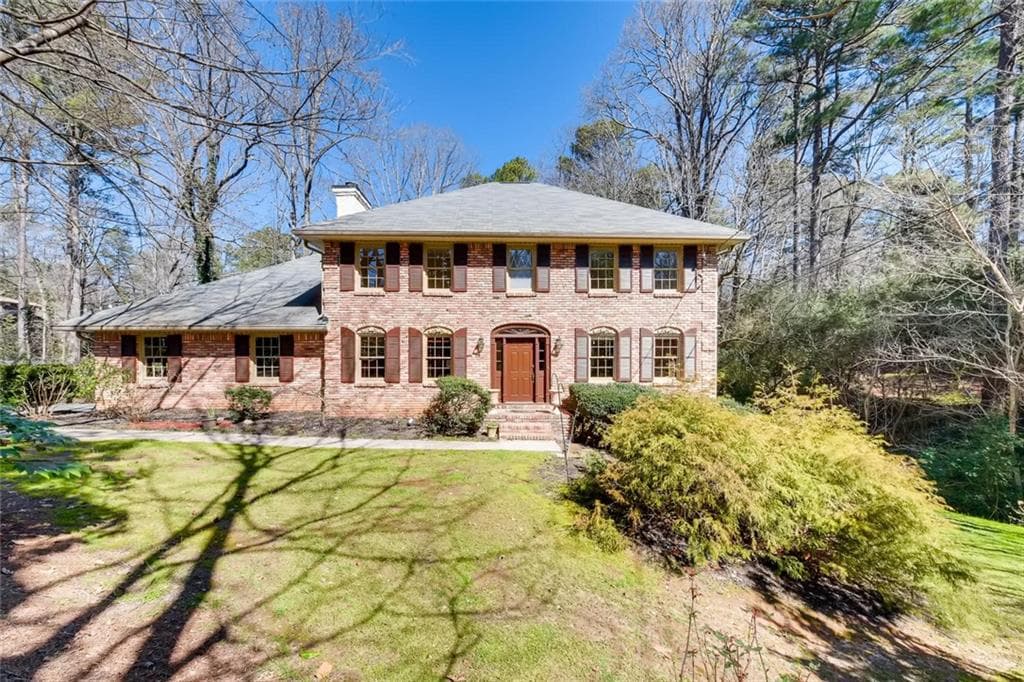 4 bedroom, 3 bathroom, 2,532 sq ft single family residence sold at 2650 Whiteleigh Court, Atlanta, GA 30345