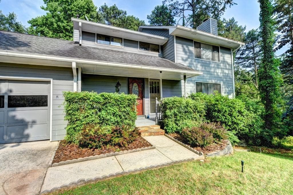 5 bedroom, 4 bathroom, 3,028 sq ft single family residence sold at 8070 MEADOWSWEET Trace, Roswell, GA 30076