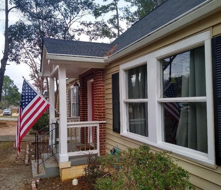 2114 Pinehurst Drive, East Point, GA 30344 — most recent listing photo