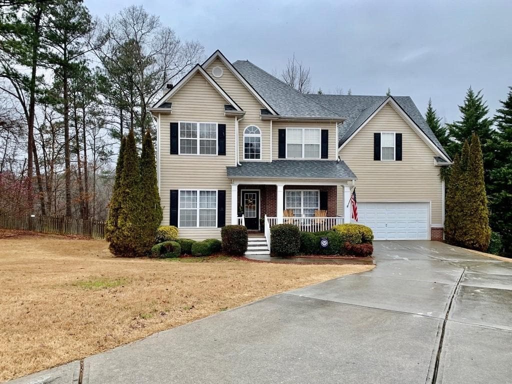 4 bedroom, 4 bathroom single family residence sold at 300 Glenn Eagles View, Hiram, GA 30141