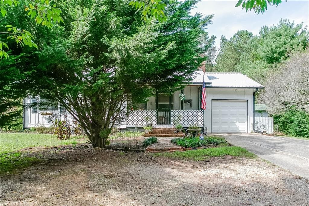 4538 Union Church Road, Flowery Branch, GA 30542 — most recent listing photo