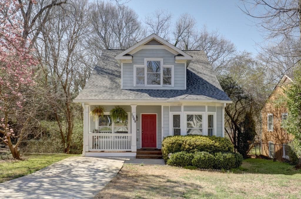 3 bedroom, 3 bathroom, 1,686 sq ft single family residence sold at 1569 Elleby Road, Atlanta, GA 30315