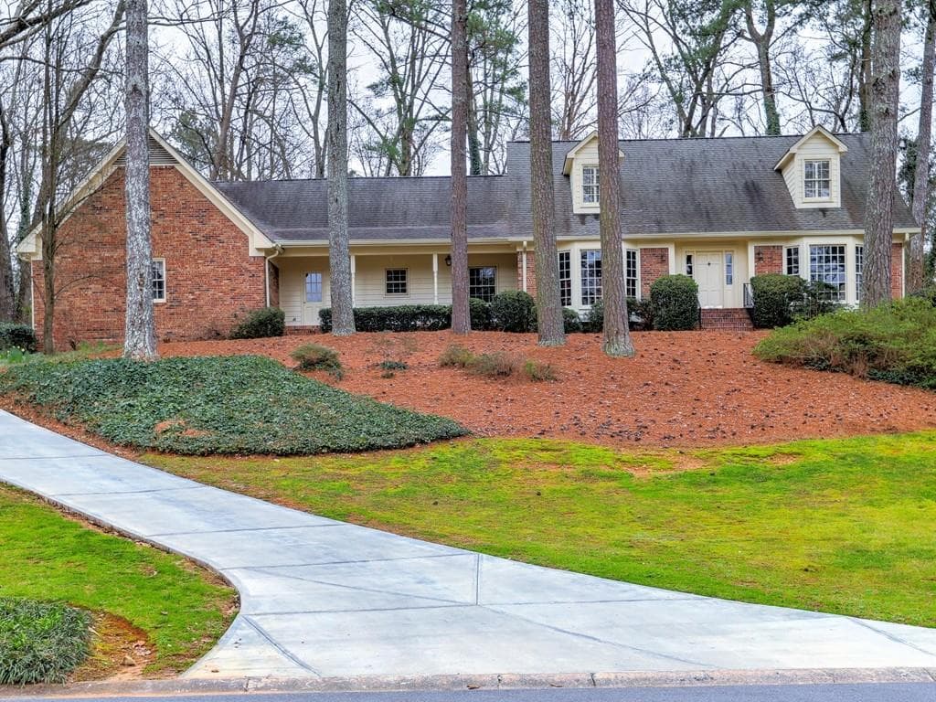 740 Old Post Road, Sandy Springs, GA 30328 — most recent listing photo