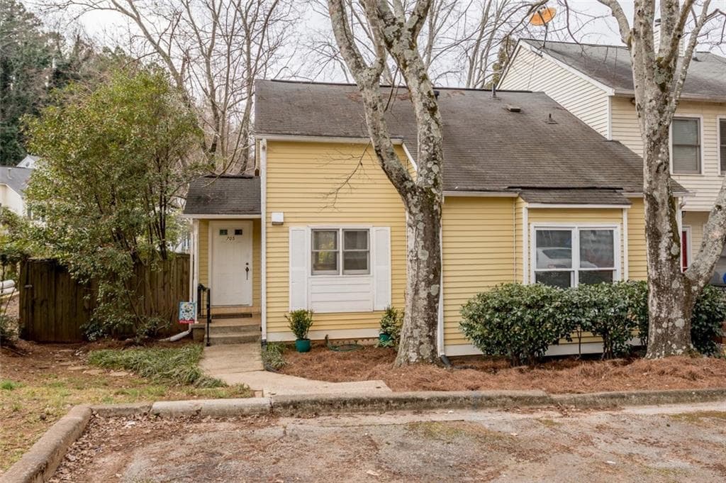 705 Stratford Green, Avondale Estates, GA 30002 — most recent listing photo