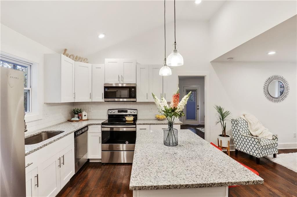 3 bedroom, 2 bathroom single family residence sold at 298 Harper Road, Atlanta, GA 30315