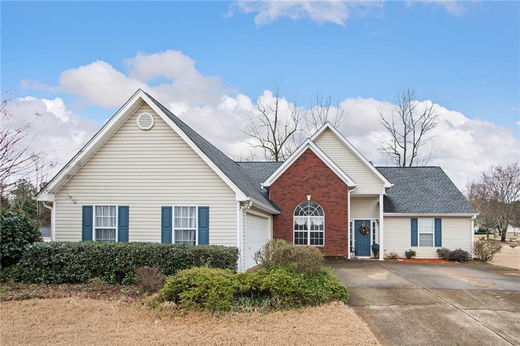 3 bedroom, 2 bathroom, 1,871 sq ft single family residence sold at 2152 Andrewood Place, Buford, GA 30519