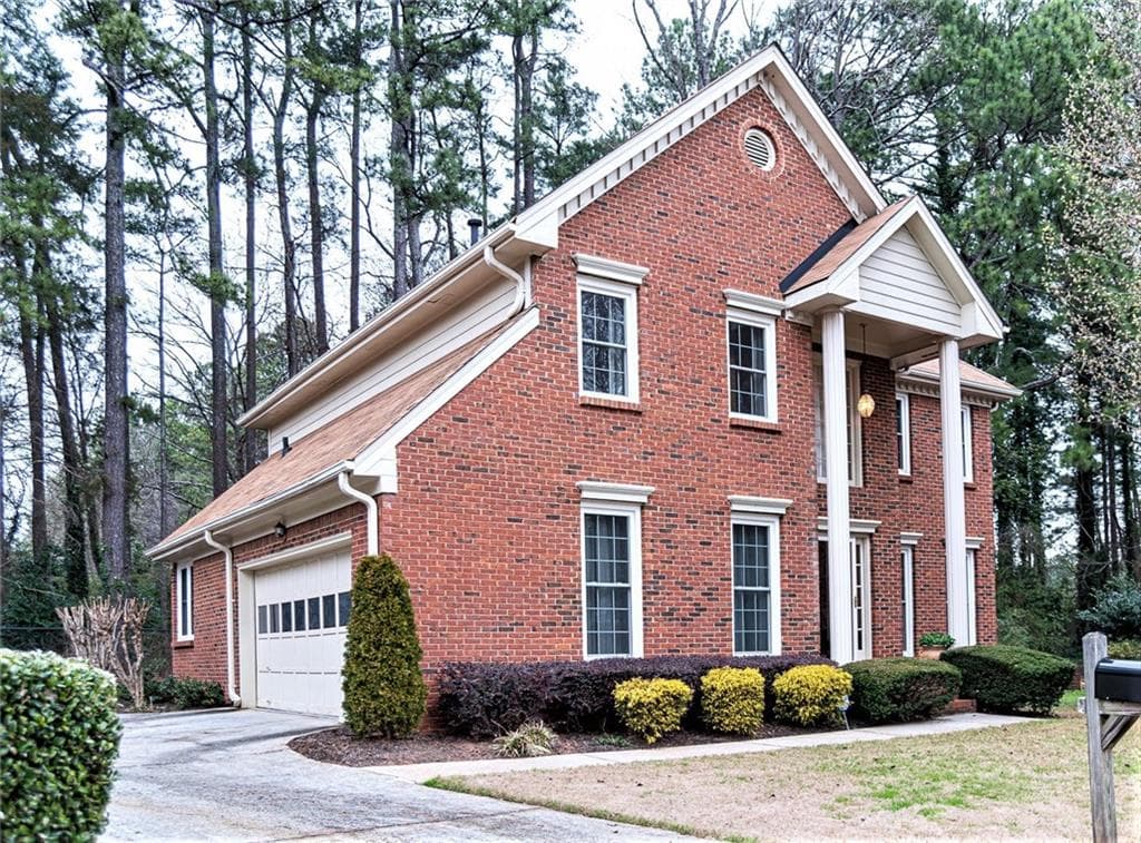 995 Hearthstone Place, Stone Mountain, GA 30083 — most recent listing photo