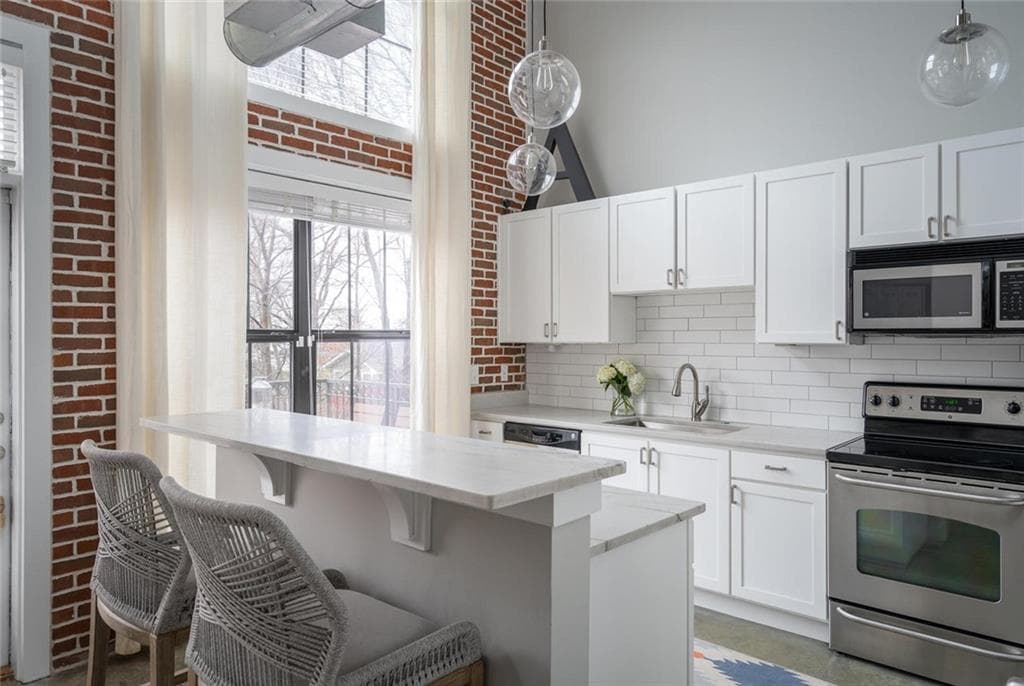 2 bedroom, 2 bathroom, 1,002 sq ft condominium sold at 791 Wylie Street 1112, Atlanta, GA 30316