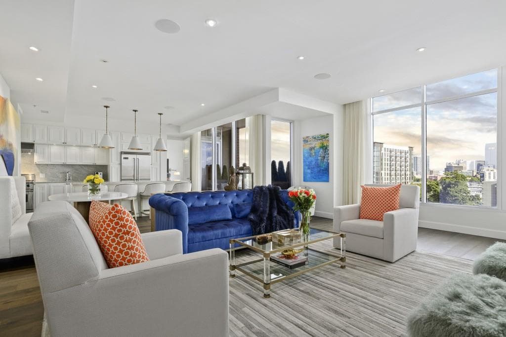 3 bedroom, 3 bathroom, 1,834 sq ft condominium sold at 1820 Peachtree Street 810, Atlanta, GA 30309