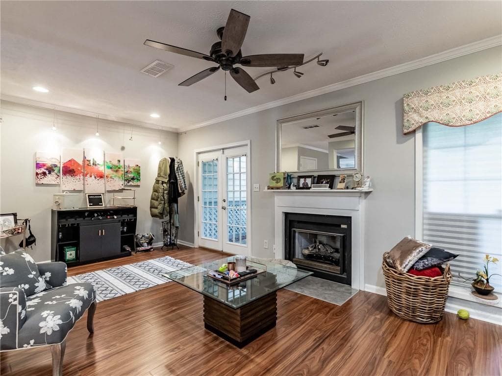 2 bedroom, 3 bathroom condominium sold at 1328 Weatherstone Way 1328, Atlanta, GA 30324