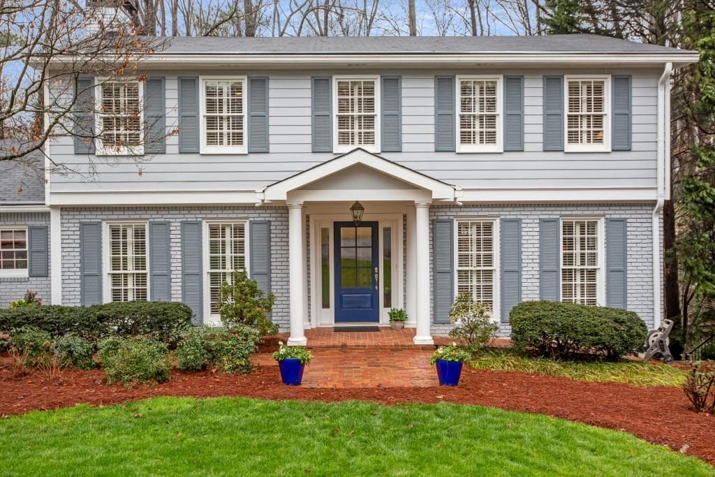 5 bedroom, 4 bathroom, 4,808 sq ft single family residence sold at 4620 Brook Hollow Road, Atlanta, GA 30327