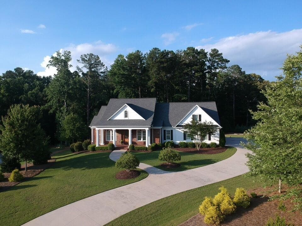 5 bedroom, 5 bathroom, 3,650 sq ft single family residence sold at 100 Ashley Hall Court, Woodstock, GA 30188