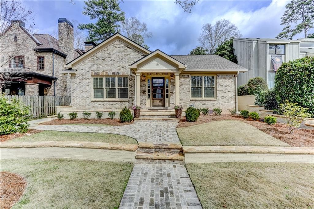 5 bedroom, 4 bathroom, 3,011 sq ft single family residence sold at 250 Peachtree Way, Atlanta, GA 30305