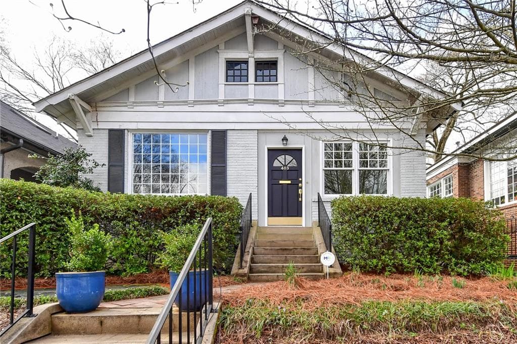 2 bedroom, 1 bathroom, 1,387 sq ft single family residence sold at 403 5th Street, Atlanta, GA 30308