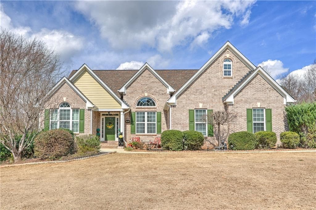 386 Prestwick Drive, Hoschton, GA 30548 — most recent listing photo