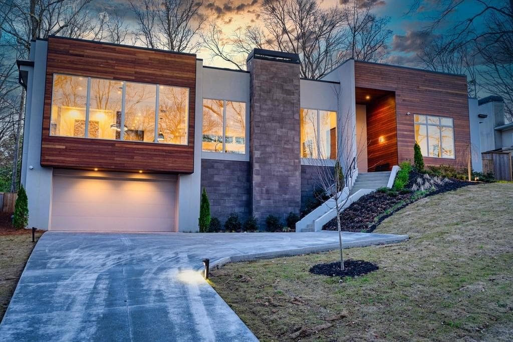4 bedroom, 6 bathroom, 3,898 sq ft single family residence sold at 1287 Hopkins Terrace, Atlanta, GA 30324