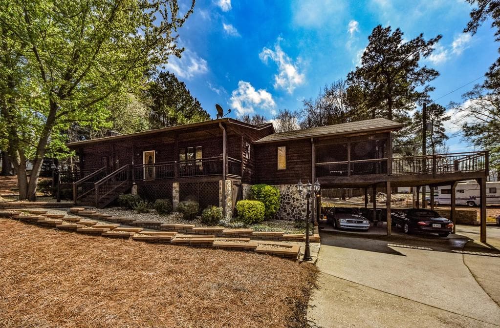 1628 OLD FOUNTAIN Road, Lawrenceville, GA 30043 — most recent listing photo