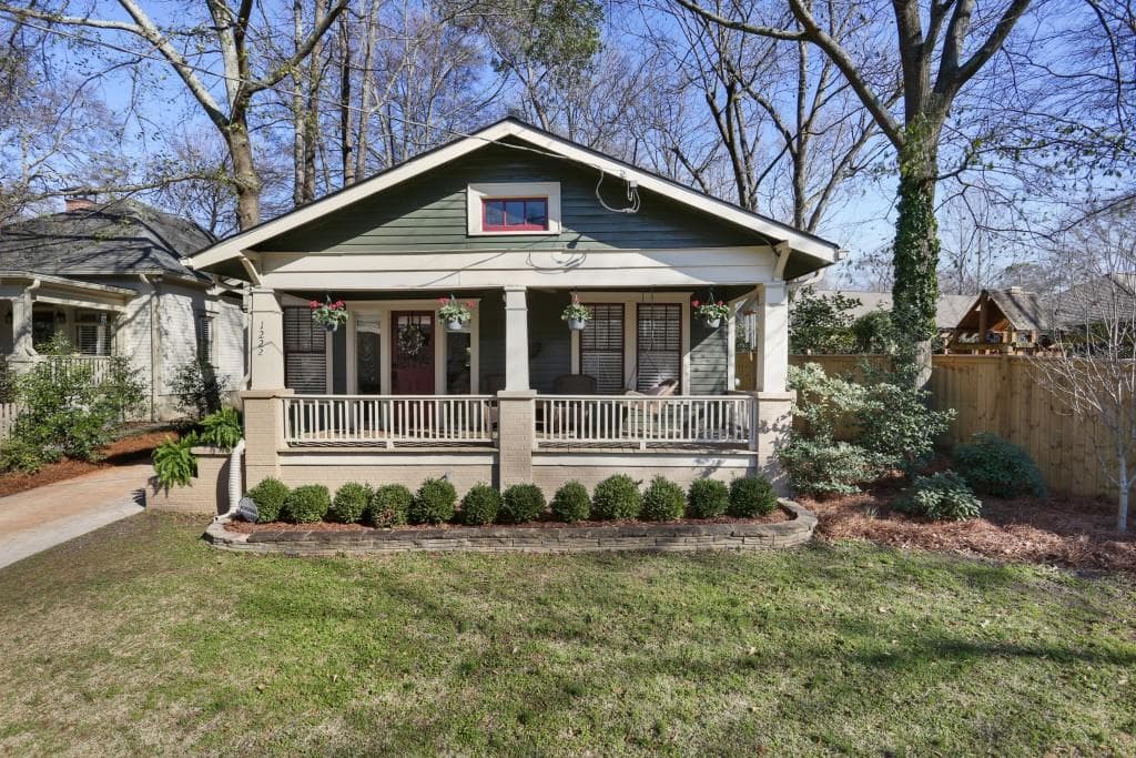 2 bedroom, 2 bathroom, 1,186 sq ft single family residence sold at 1222 Oakview Road, Decatur, GA 30030