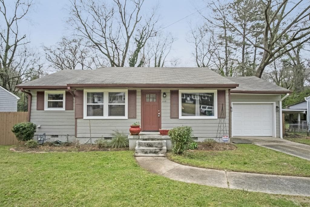 2 bedroom, 1 bathroom, 1,169 sq ft single family residence sold at 845 Gresham Avenue, Atlanta, GA 30316