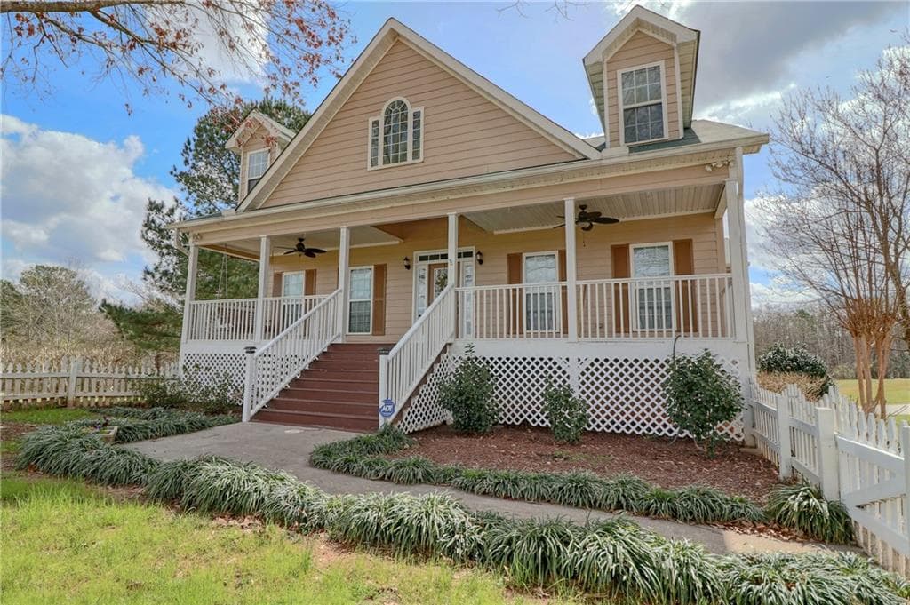 5 bedroom, 5 bathroom single family residence sold at 949 Bo Bo Banks Road, Grantville, GA 30220