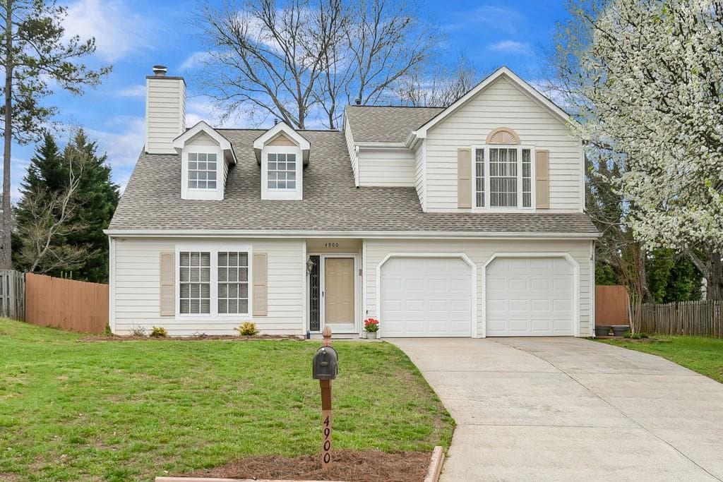 3 bedroom, 3 bathroom, 1,629 sq ft single family residence sold at 4900 Evergreen Valley Way, Johns Creek, GA 30022