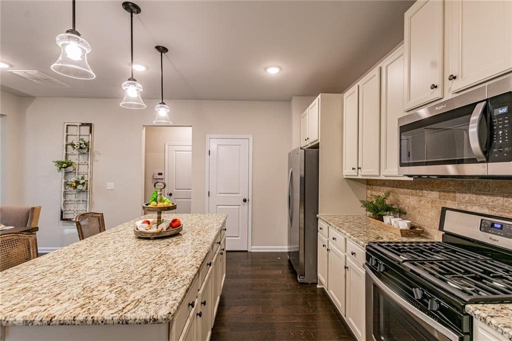 5 bedroom, 4 bathroom, 3,072 sq ft single family residence sold at 3266 Long Creek Drive Unit #26, Buford, GA 30519