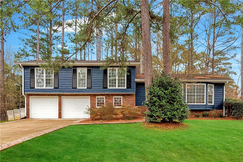 4 bedroom, 3 bathroom, 2,476 sq ft single family residence sold at 4632 Jamerson Forest Parkway, Marietta, GA 30066