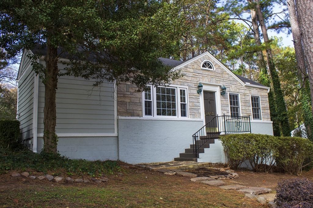 2463 Jefferson Terrace, East Point, GA 30344 — most recent listing photo