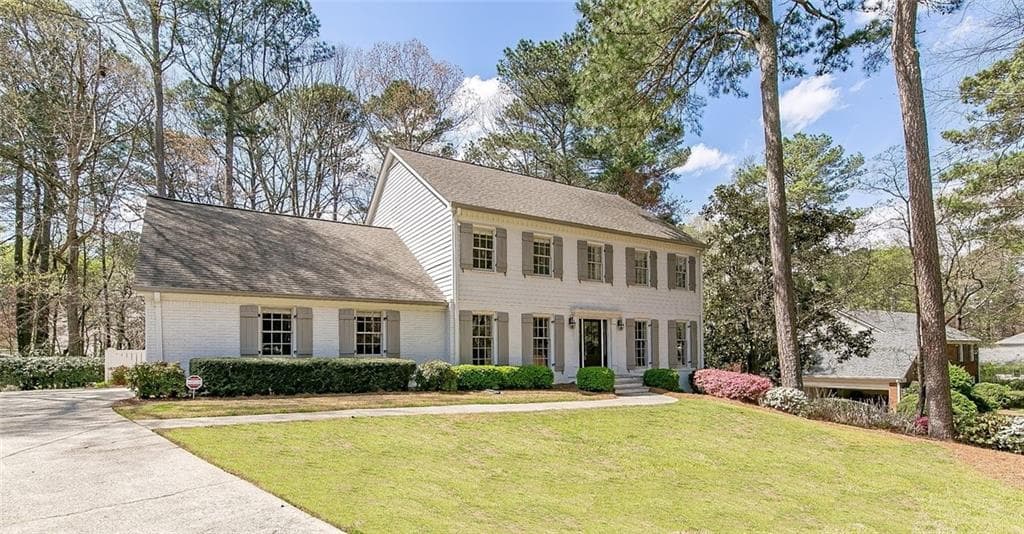 6150 Heards Creek Drive, Sandy Springs, GA 30328 — most recent listing photo
