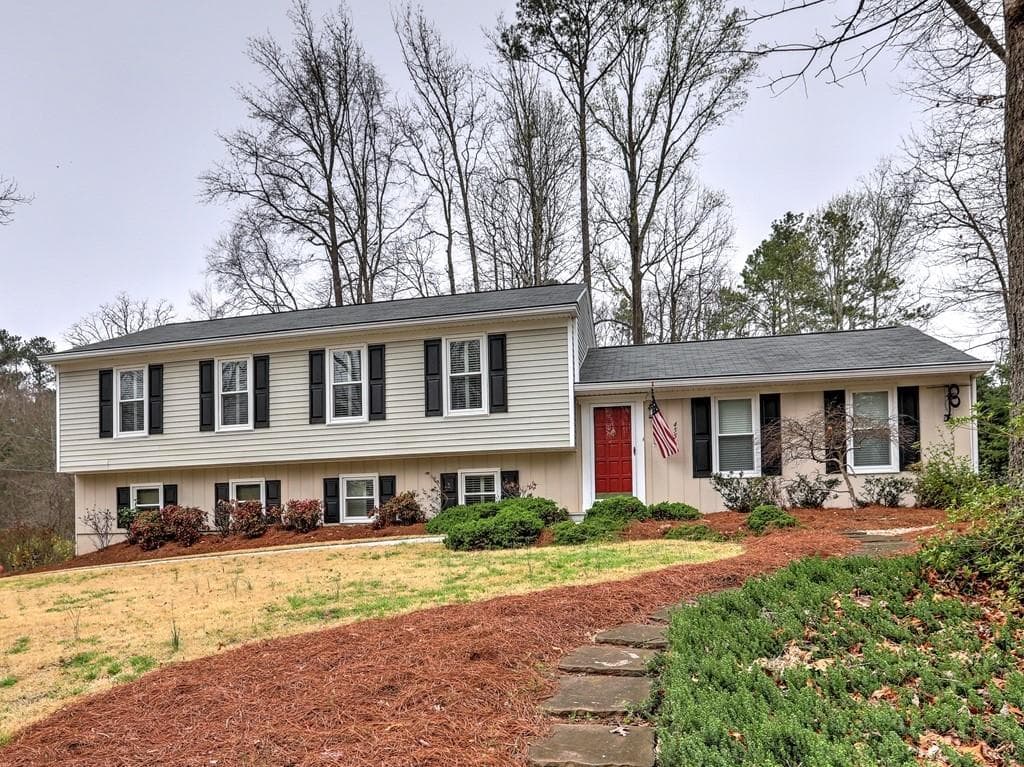455 Maria Lane, Marietta, GA 30068 — most recent listing photo