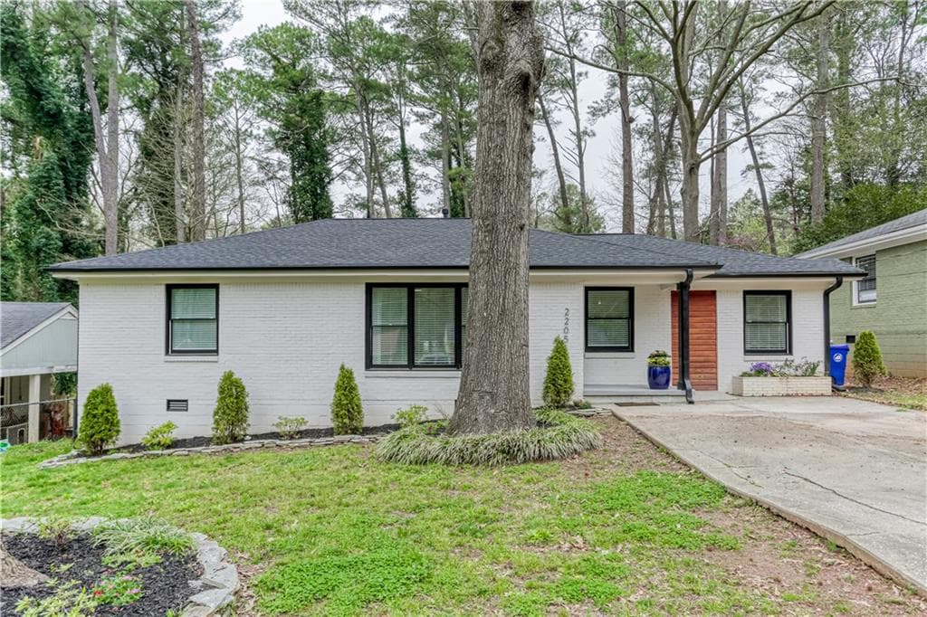 4 bedroom, 2 bathroom, 1,450 sq ft single family residence sold at 2205 Lilac Lane, Decatur, GA 30032