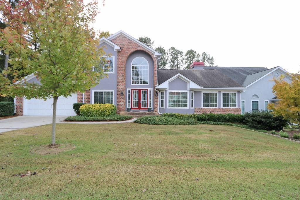 3 bedroom, 3 bathroom, 2,570 sq ft townhouse sold at 2342 Oakwood Way 0, Smyrna, GA 30080