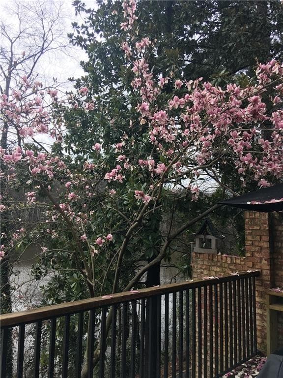 3 bedroom, 3 bathroom, 1,936 sq ft townhouse sold at 3812 Stonewall Terrace, Atlanta, GA 30339